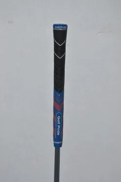 GolfRoots Like New Golf Pride Midsize MCC Plus 4 Black/Blue/Orange