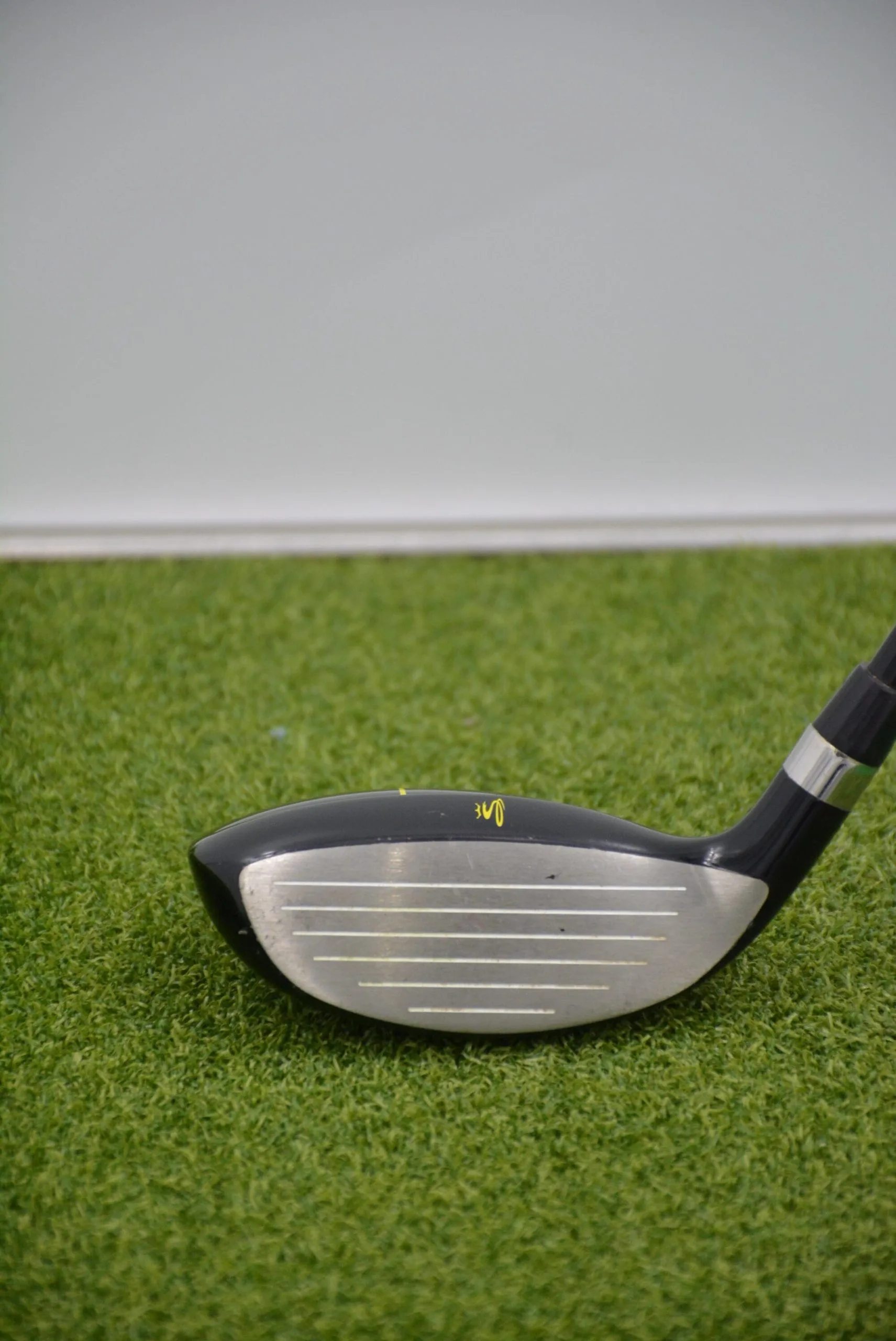 GolfRoots Cobra Baffler T-Rail 4 Hybrid R Flex 5 GolfRoots Cobra Baffler T-Rail 4 Hybrid R Flex - Image 3