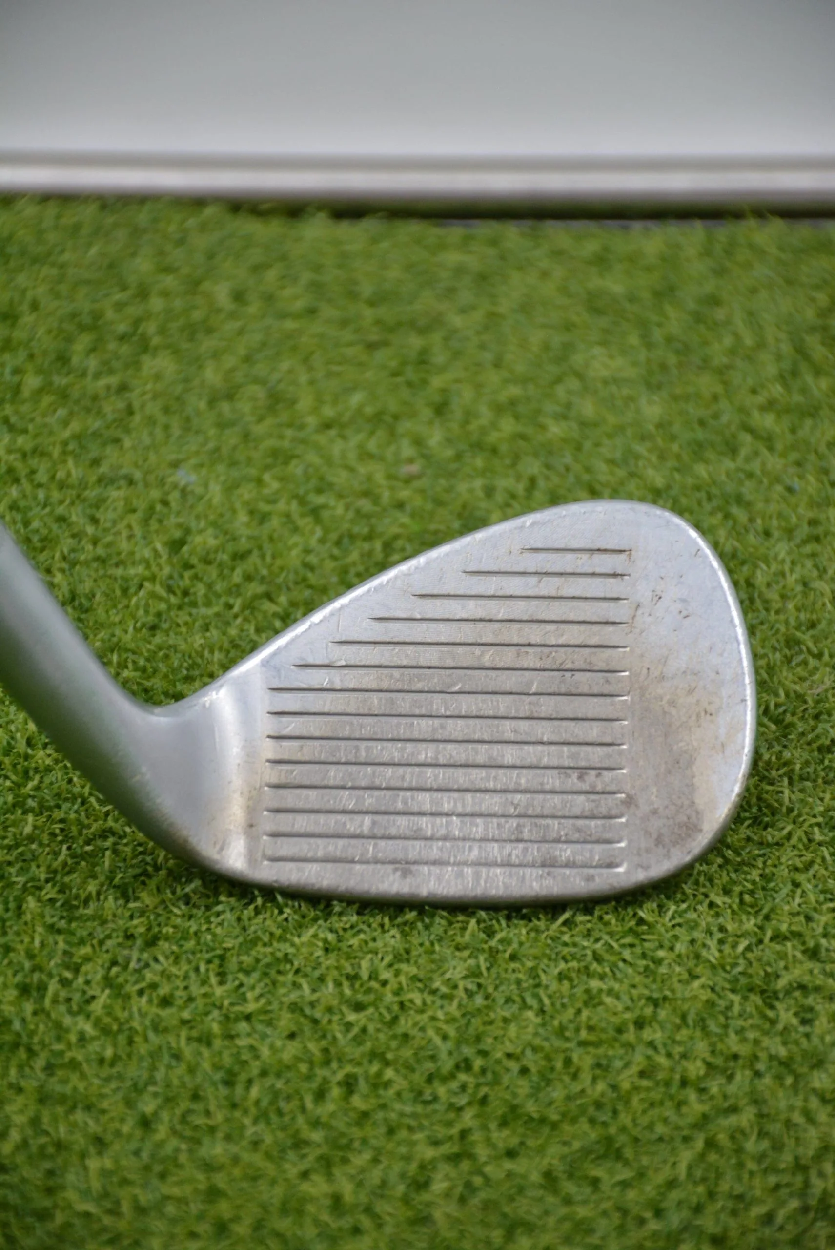 GolfRoots Lefty Titleist Vokey Spin Milled Oil Can 54 Degree Wedge 5 GolfRoots Lefty Titleist Vokey Spin Milled Oil Can 54 Degree Wedge - Image 3